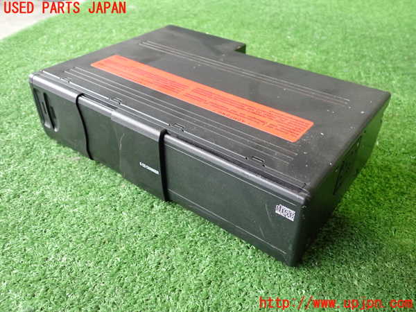 2UPJ-23916505]BMW Z4 ロードスター(BU30)CDチェンジャー 中古 【E85】_m0001.jpg