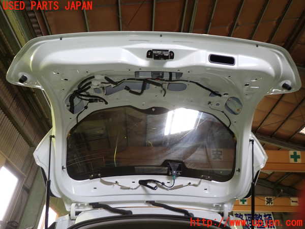 5UPJ-23921566]キックス(RP15)バックドア リアゲート ハッチ M193S 中古_m0004.jpg