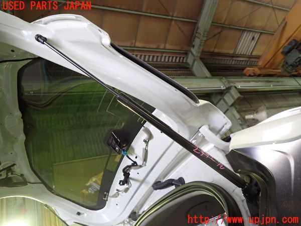 5UPJ-23921584]キックス(RP15)リアゲートダンパー 中古_m0001.jpg