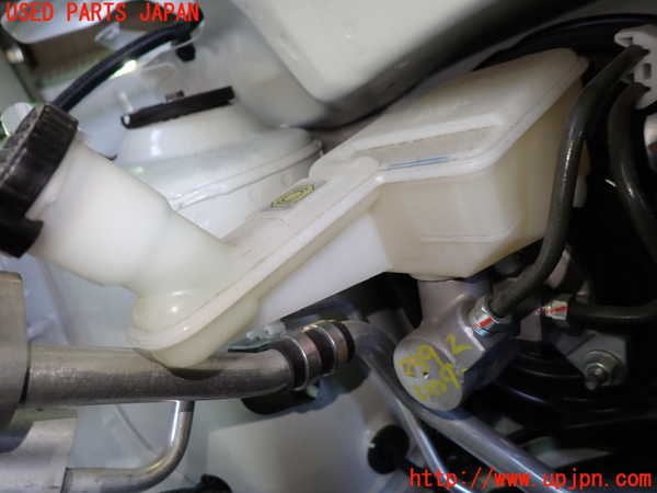 5UPJ-23924050]キックス(RP15)ブレーキマスターシリンダー 中古_m0001.jpg