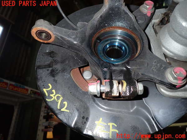5UPJ-23924295]キックス(RP15)左フロントナックルハブ 中古_m0002.jpg