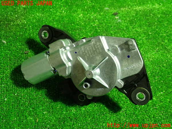5UPJ-23926775]キックス(RP15)リアワイパーモーター 中古_m0003.jpg