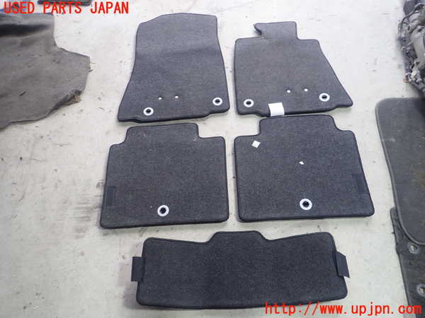 1UPJ-23937800]クラウン アスリート ハイブリッド(AWS210)フロアマット 中古_m0003.jpg