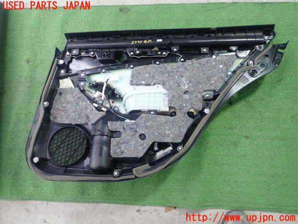 1UPJ-23931324]クラウン アスリート ハイブリッド(AWS210)左後ドア内張り 中古_m0003.jpg
