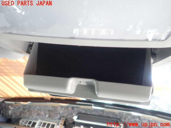 1UPJ-23936411]クラウン アスリート ハイブリッド(AWS210)ルームランプ1 (1列目) 中古_m0002.jpg