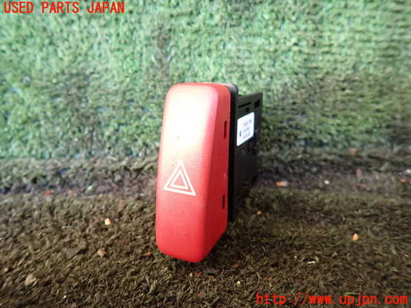 1UPJ-23946290]ジムニー(JB64W)ハザードスイッチ 中古_m0001.jpg