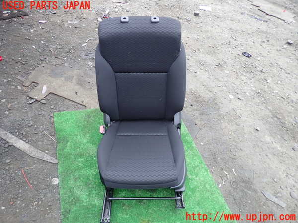 5UPJ-23947065]ジムニー(JB64W)助手席シート 中古_m0001.jpg