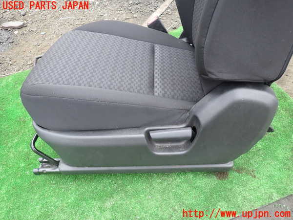 5UPJ-23947065]ジムニー(JB64W)助手席シート 中古_m0004.jpg