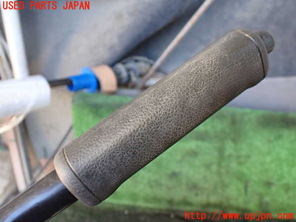 5UPJ-23947550]ジムニー(JB64W)サイドブレーキレバー 中古_m0002.jpg