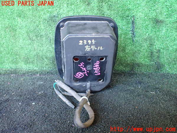 1UPJ-23951536]ジープ・ラングラー(TJ40S)左テールランプ 中古_m0002.jpg