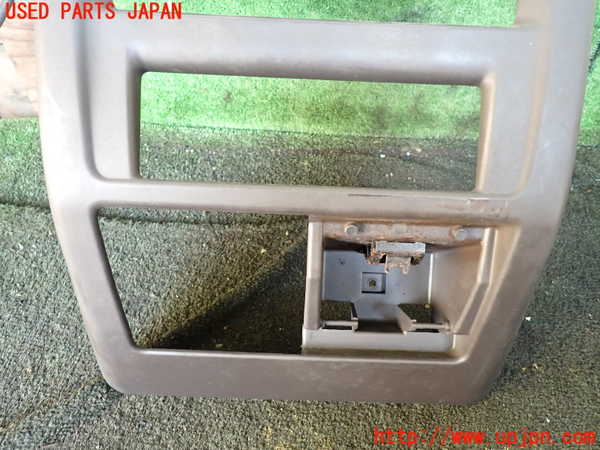 1UPJ-23957526]ジープ・ラングラー(TJ40S)エアコン吹き出し口1（真中） 中古_m0003.jpg