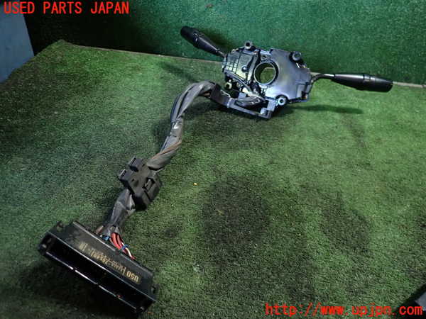 5UPJ-23966720]ハイエースワゴン100系(KZH106G)コンビネーションスイッチ 中古_m0004.jpg