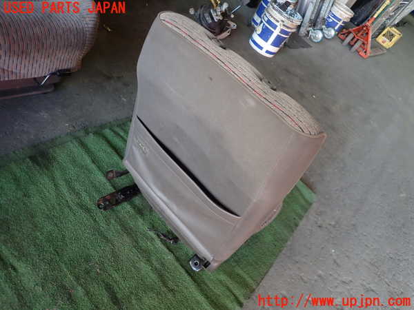 1UPJ-23967035]ハイエースワゴン100系(KZH106G)運転席シート 中古_m0004.jpg