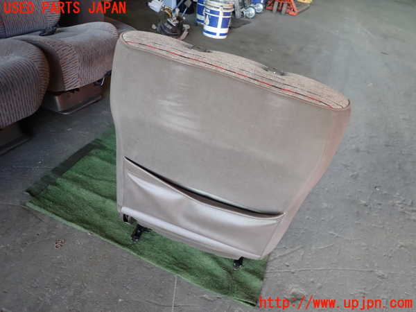 1UPJ-23967065]ハイエースワゴン100系(KZH106G)助手席シート 中古_m0004.jpg