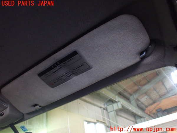 1UPJ-23967625]ハイエースワゴン100系(KZH106G)室内サンバイザー右側 中古_m0001.jpg