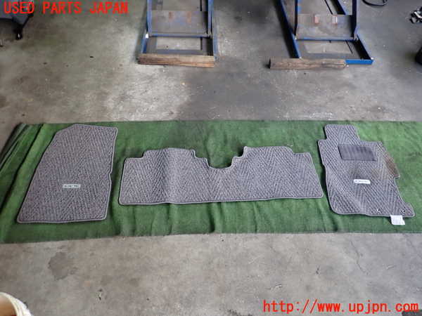 5UPJ-23987800]シビック フェリオ(ES1)フロアマット 中古_m0001.jpg