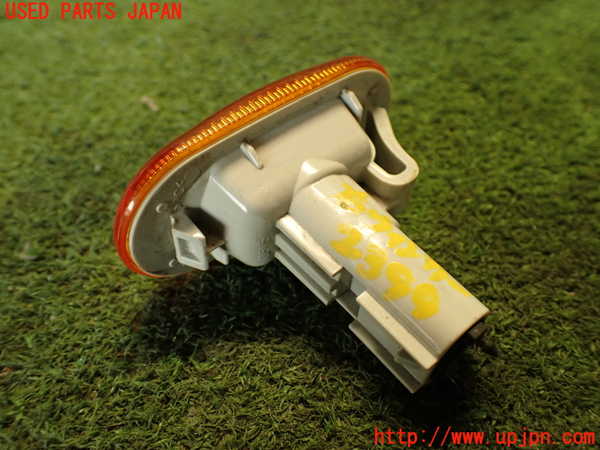 2UPJ-23991160]ジムニー(JB64W)右ウィンカーレンズ 中古_m0002.jpg