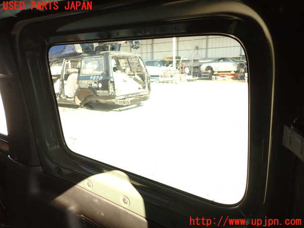 2UPJ-23991380]ジムニー(JB64W)右クォーターガラス (43R-008557 M260) 中古_m0003.jpg