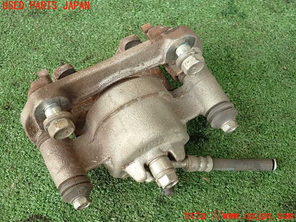 2UPJ-23994080]ジムニー(JB64W)右フロントキャリパー 中古_m0002.jpg