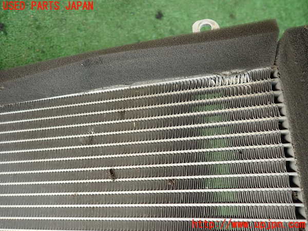 2UPJ-23996031]ジムニー(JB64W)エアコンコンデンサー1 中古_m0002.jpg