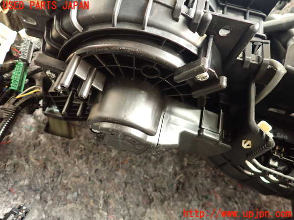 2UPJ-23996081]ジムニー(JB64W)エバポレーター1 中古_m0002.jpg