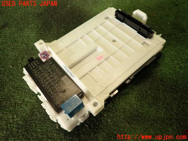 2UPJ-23996742]ジムニー(JB64W)ヒューズボックス2 中古_m0001.jpg