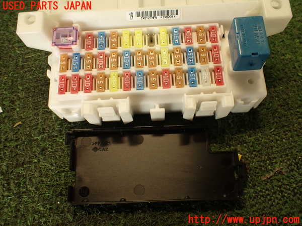 2UPJ-23996742]ジムニー(JB64W)ヒューズボックス2 中古_m0004.jpg