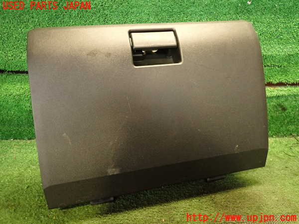 2UPJ-23997516]ジムニー(JB64W)グローブボックス1 中古_m0001.jpg