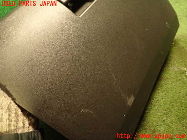 2UPJ-23997516]ジムニー(JB64W)グローブボックス1 中古_m0002.jpg