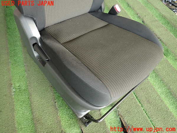 2UPJ-23997035]ジムニー(JB64W)運転席シート 中古_m0002.jpg