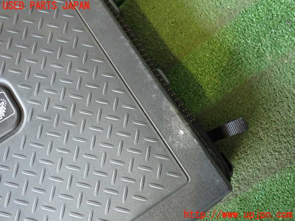 2UPJ-23997385]ジムニー(JB64W)リアシート 中古_m0005.jpg