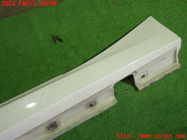1UPJ-24001390]BMW Z4 ロードスター(BT22 E85)右サイドステップ 中古_m0004.jpg