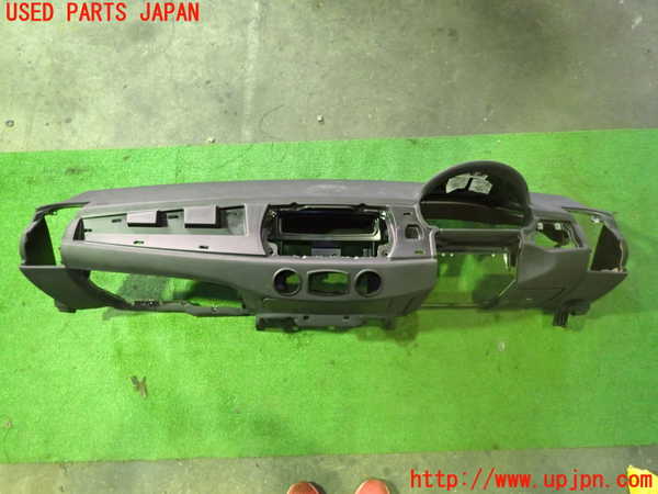 5UPJ-24007505]BMW Z4 ロードスター(BT22 E85)ダッシュボード 中古_m0001.jpg