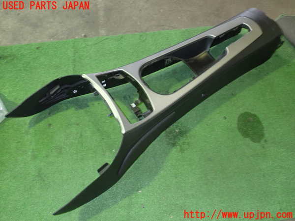 5UPJ-24007540]BMW Z4 ロードスター(BT22 E85)センターコンソール 中古_m0001.jpg