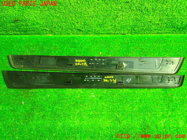 5UPJ-24007740]BMW Z4 ロードスター(BT22 E85)スカッフプレート 中古_m0004.jpg