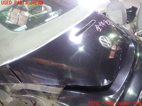 1UPJ-24011500]VW ニュービートルカブリオレ(1YAZJ)トランク 中古_m0002.jpg