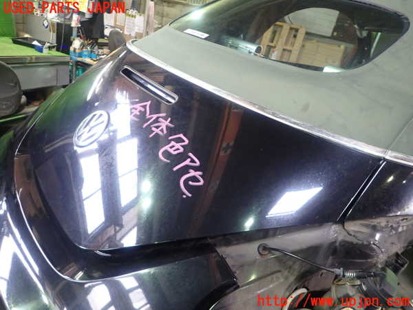 1UPJ-24011500]VW ニュービートルカブリオレ(1YAZJ)トランク 中古_m0003.jpg