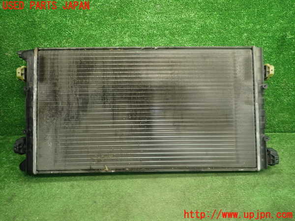 5UPJ-24012321]VW ニュービートルカブリオレ(1YAZJ)ラジエーター1 中古_m0001.jpg