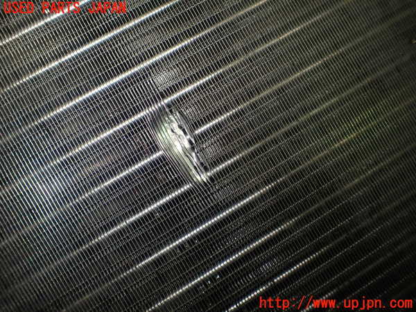 5UPJ-24012321]VW ニュービートルカブリオレ(1YAZJ)ラジエーター1 中古_m0005.jpg