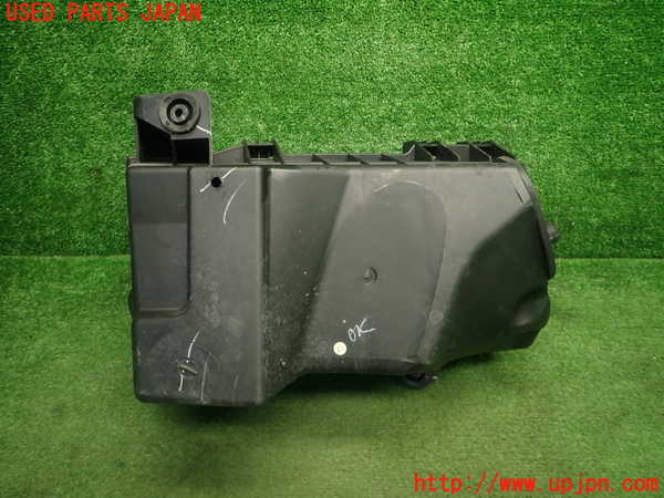 1UPJ-24012560]VW ニュービートルカブリオレ(1YAZJ)エアクリーナーボックス ジャンク部品取り_m0002.jpg
