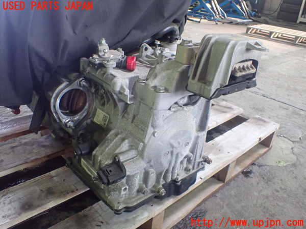 1UPJ-24013010]VW ニュービートルカブリオレ(1YAZJ)ミッション AT AZJ 中古_m0002.jpg