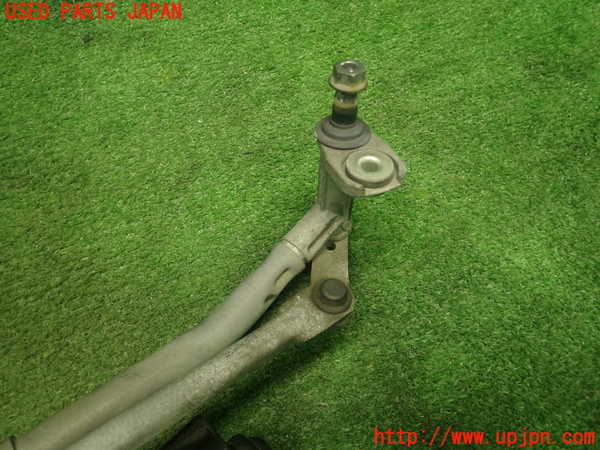 5UPJ-24016770]VW ニュービートルカブリオレ(1YAZJ)フロントワイパーモーター 中古_m0003.jpg