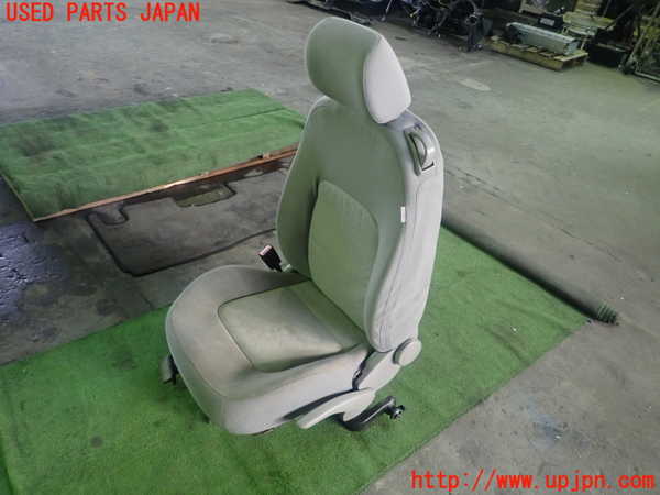 5UPJ-24017065]VW ニュービートルカブリオレ(1YAZJ)助手席シート 中古_m0001.jpg