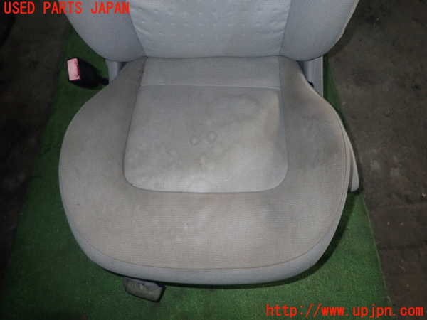 5UPJ-24017065]VW ニュービートルカブリオレ(1YAZJ)助手席シート 中古_m0002.jpg