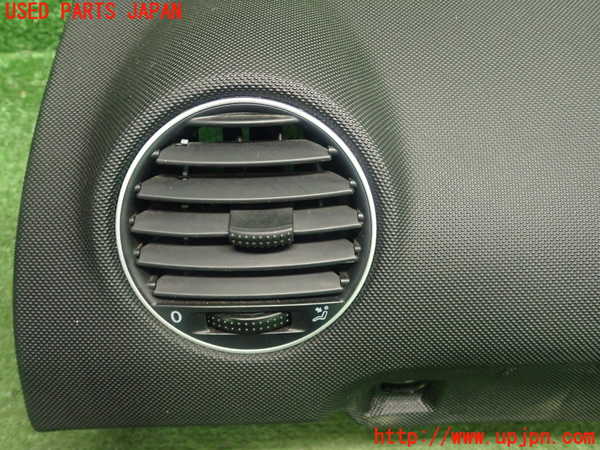 5UPJ-24017527]VW ニュービートルカブリオレ(1YAZJ)エアコン吹き出し口2 (左) 中古_m0002.jpg