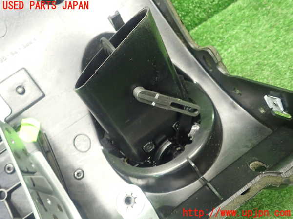 5UPJ-24017527]VW ニュービートルカブリオレ(1YAZJ)エアコン吹き出し口2 (左) 中古_m0004.jpg