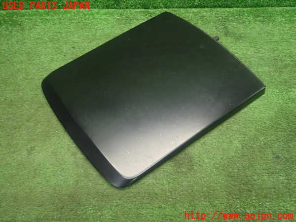 1UPJ-24017691]VW ニュービートルカブリオレ(1YAZJ)内装トリム類1 中古_m0002.jpg