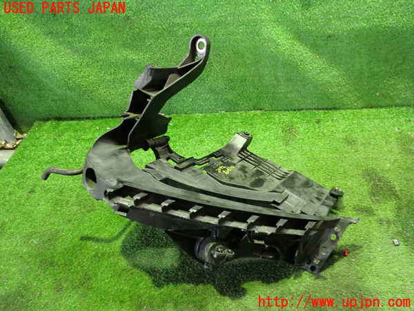 2UPJ-24021142]アウディ・A5 カブリオレ(8FCALF)左ヘッドライトリム 中古_m0001.jpg