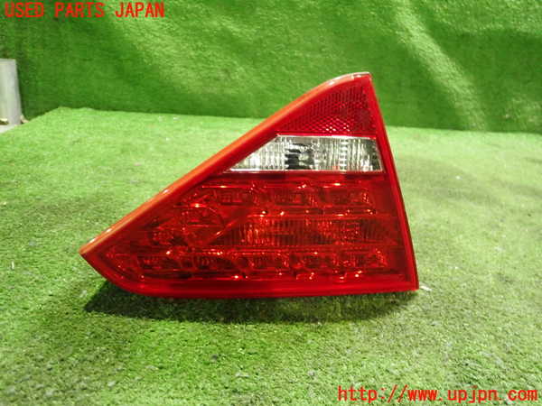 2UPJ-24021552]アウディ・A5 カブリオレ(8FCALF)左リアフィニッシャー 中古_m0001.jpg