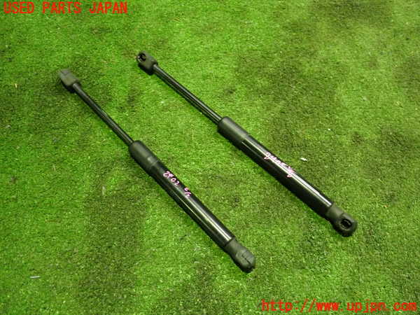2UPJ-24021506]アウディ・A5 カブリオレ(8FCALF)トランクダンパー 中古_m0001.jpg